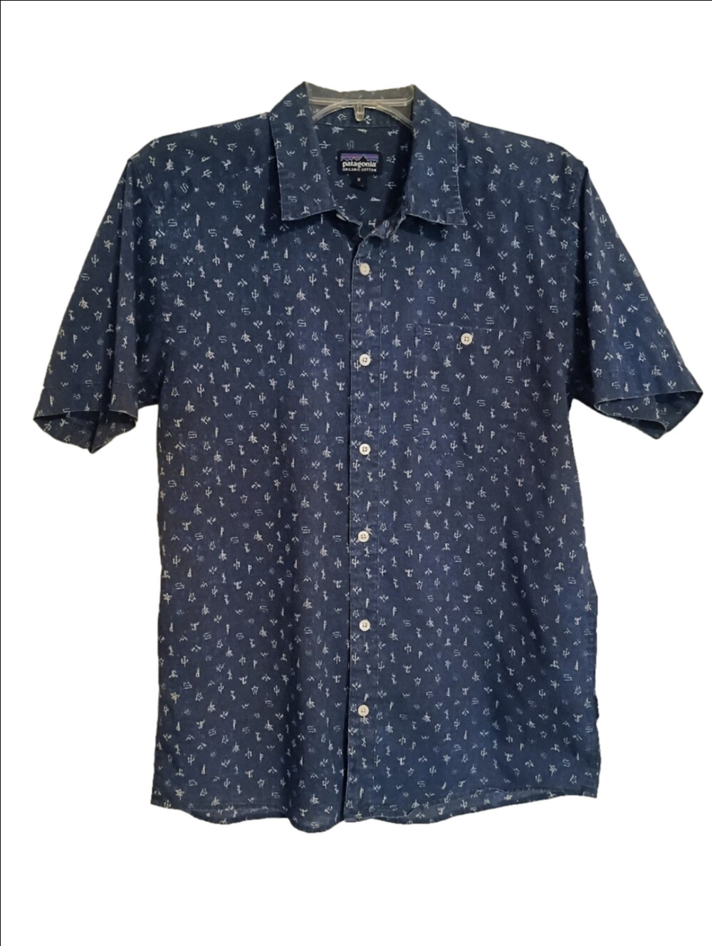 Men's Patagonia Navy Short-Sleeve Button-Down with White Micro Print